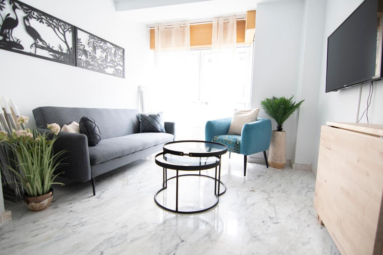 Bright Entire Apartment- Gp 1A Santiago de Compostela Exterior photo